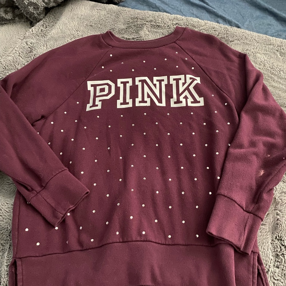 Victoria secret pink sweat shirt.